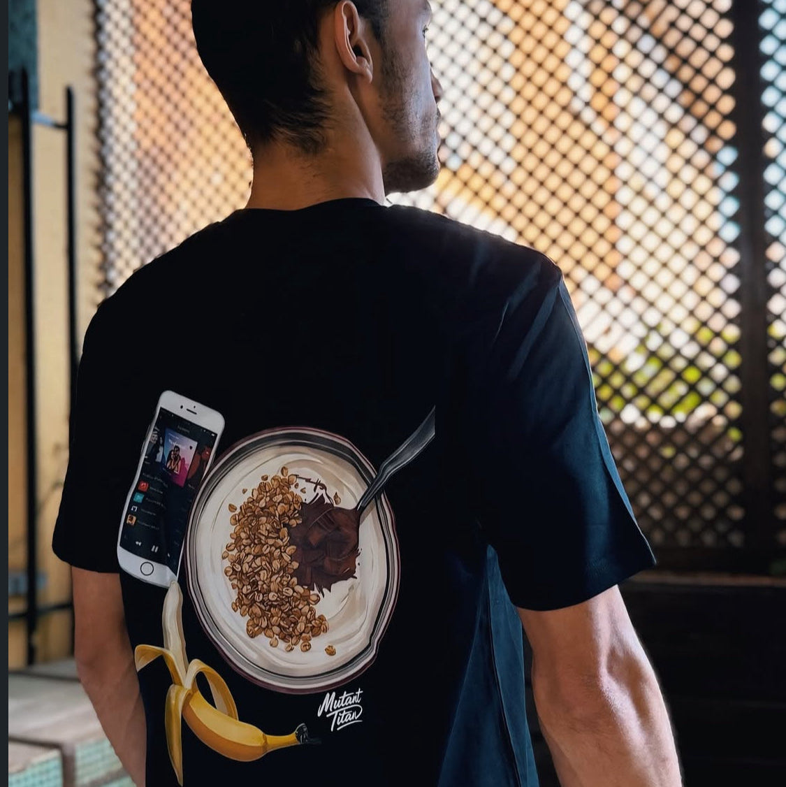 Titan-Shirt Breakfast